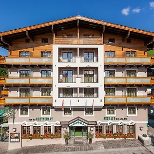 Szálloda Neuhaus, Saalbach Hinterglemm